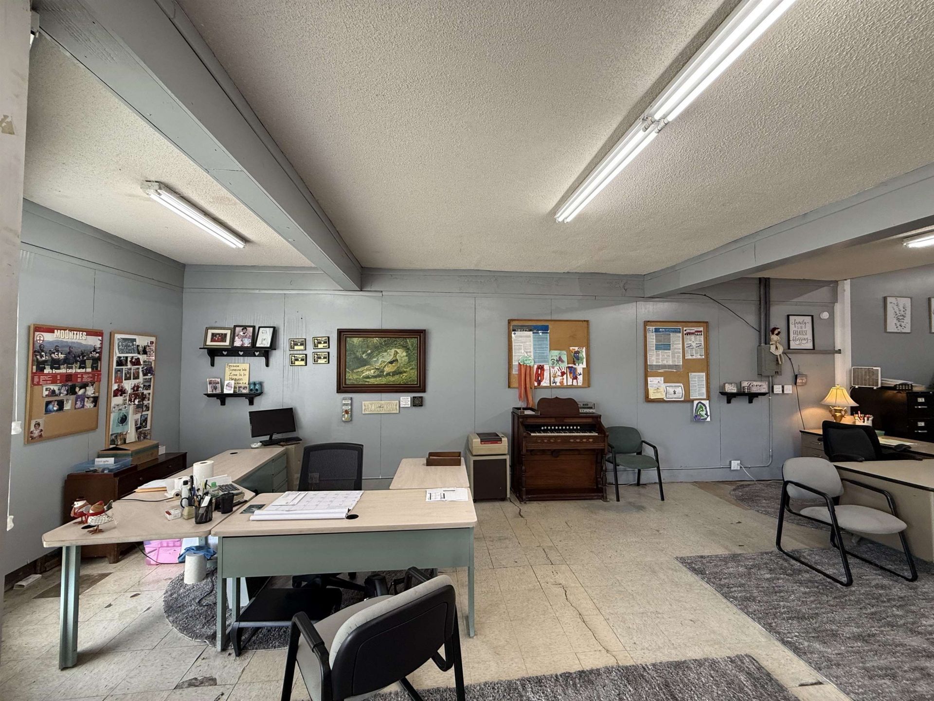 109 E Main St. Photo 13