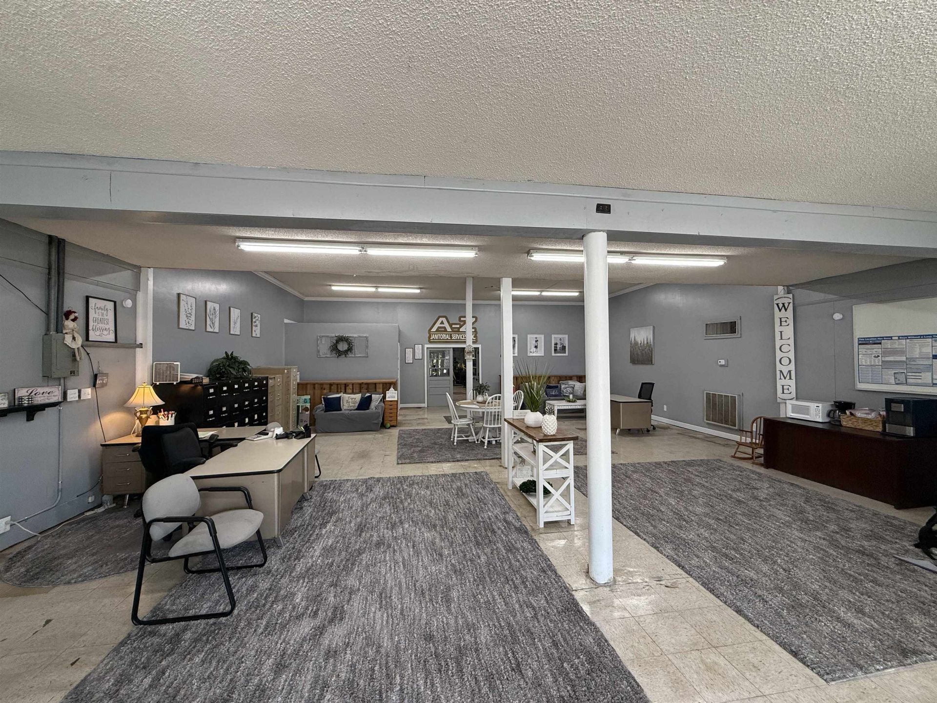 109 E Main St. Photo 14