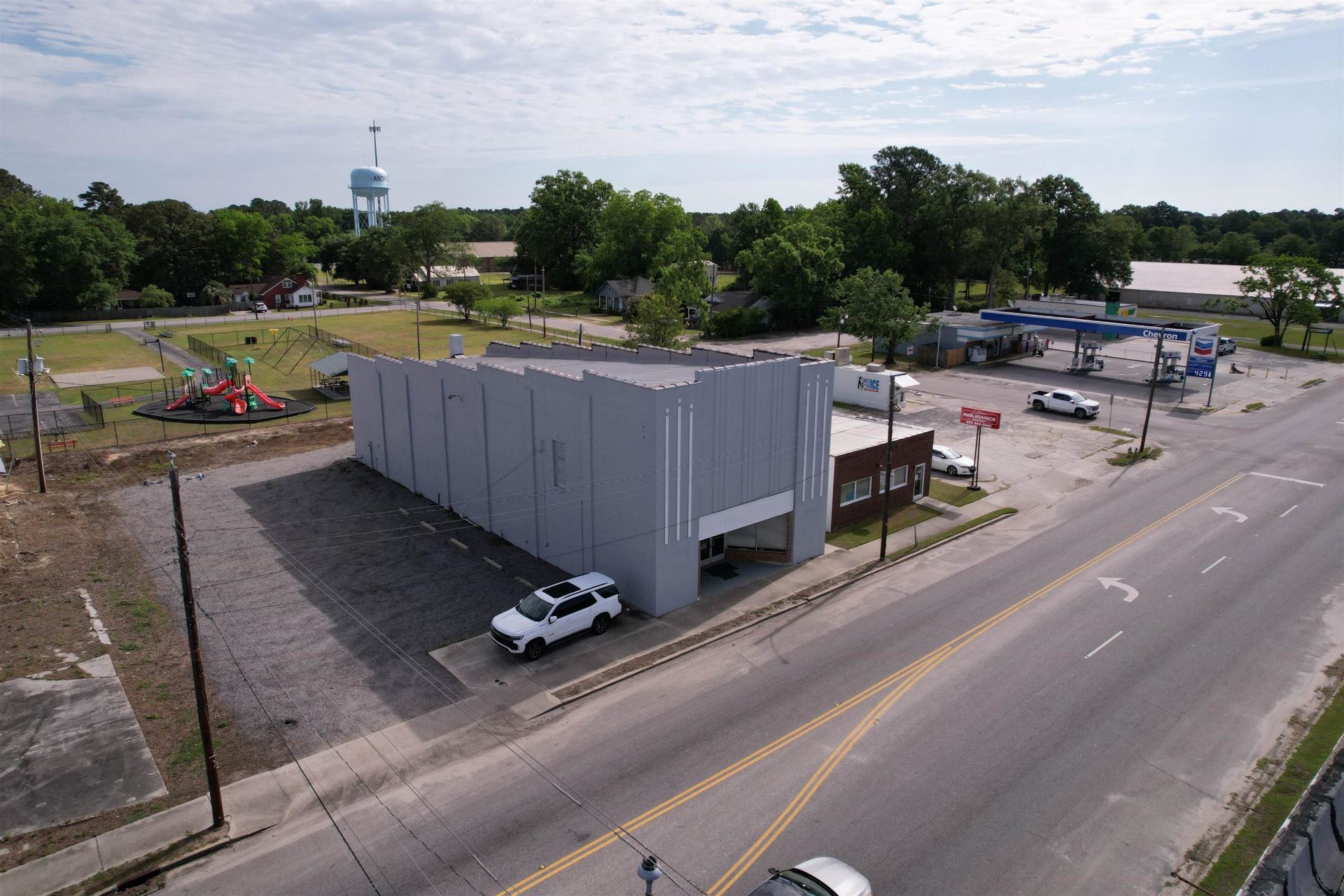 109 E Main St. Photo 20