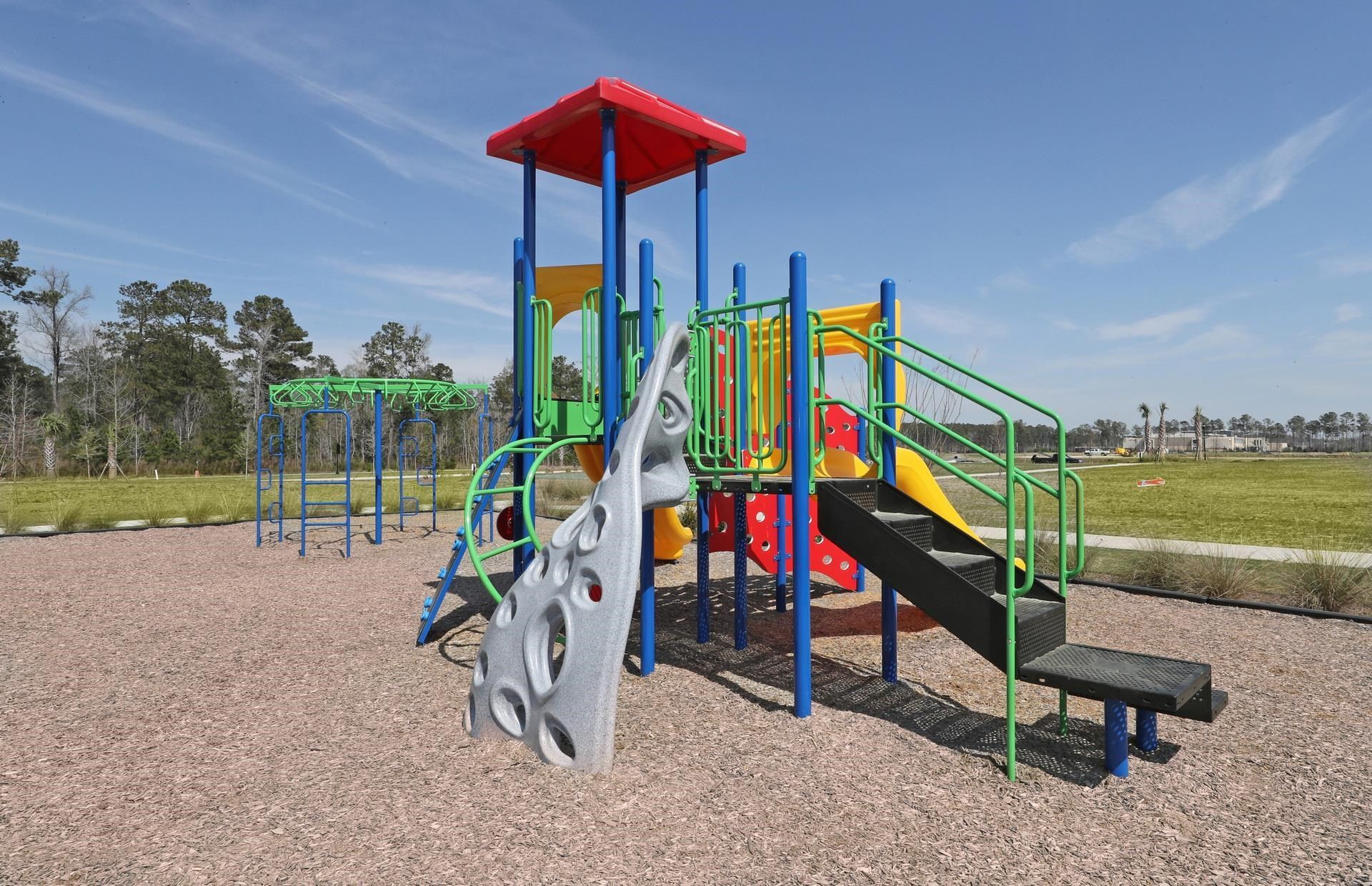 1524 Pershing Loop  Photo 19