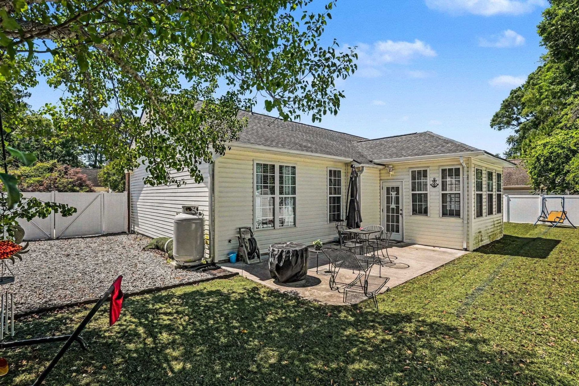 491 Copenhagen Dr. Photo 13