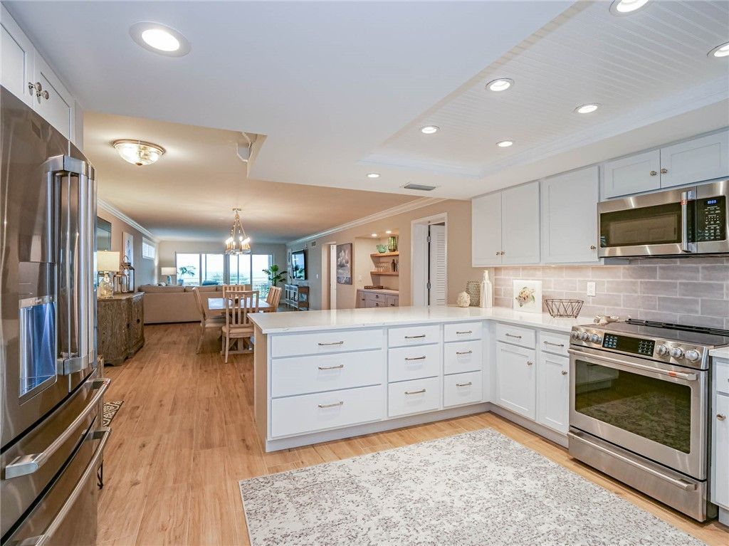 8444 Oceanside Drive, Unit D12, Vero Beach, FL 32963 Photo