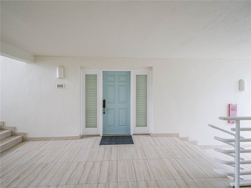 8444 Oceanside Drive, Unit D12, Vero Beach, FL 32963 Photo