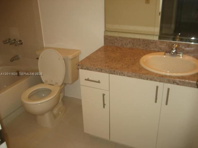 12060 SW 19 Ln , Unit 204, Miami, FL 33175 Photo