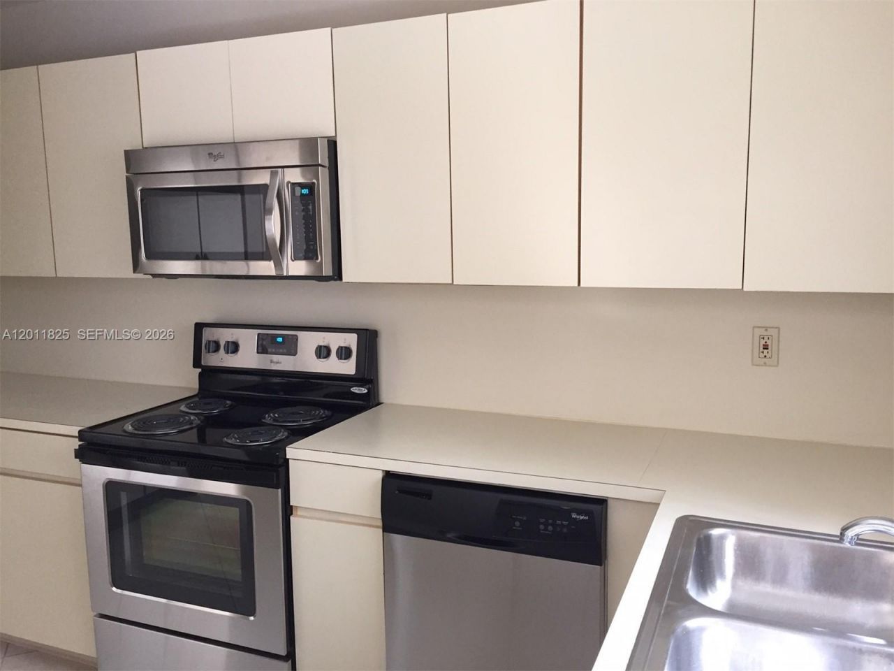 12060 SW 19 Ln , Unit 204, Miami, FL 33175 Photo