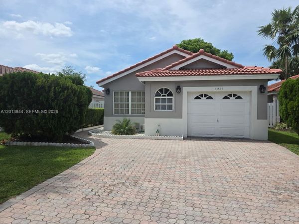 13524 NW 5th Ct , Plantation, FL 33325