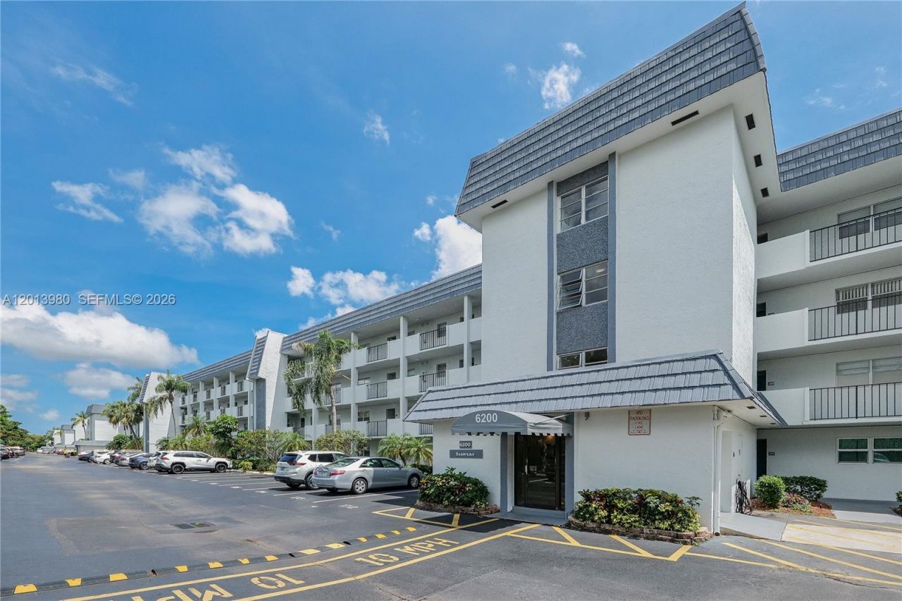 6200 NW 44th St, Unit 301, Lauderhill, FL 33319 Photo