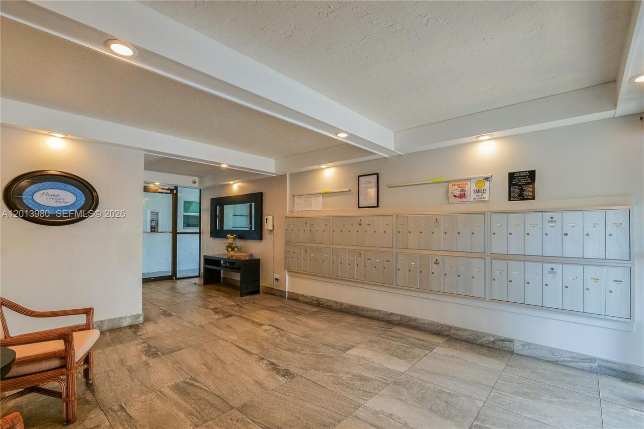 6200 NW 44th St, Unit 301, Lauderhill, FL 33319 Photo