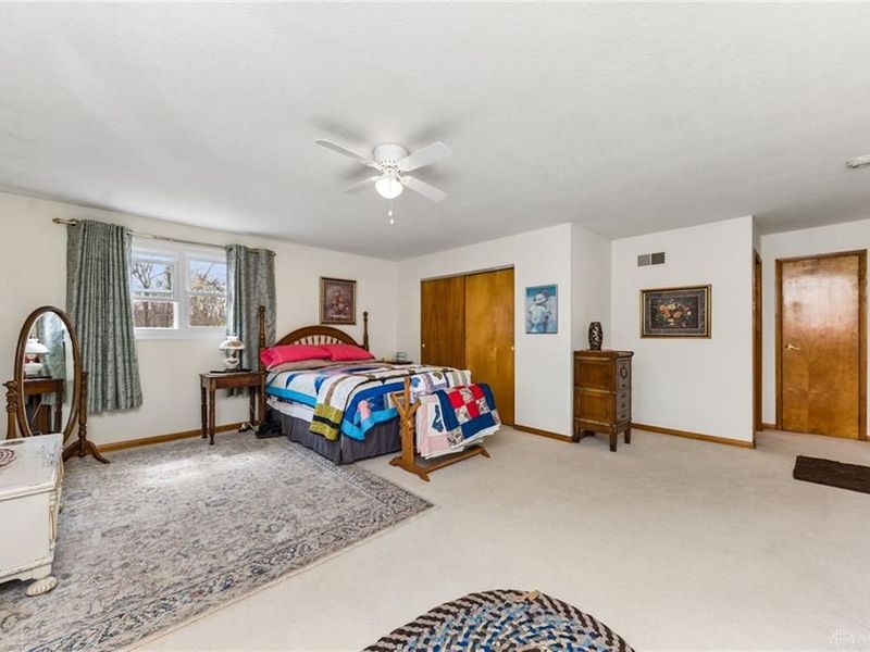 3911 Campbell Road, Perry Township, OH 45118 Photo 7
