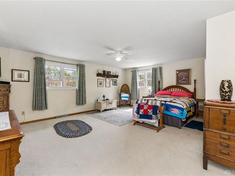 3911 Campbell Road, Perry Township, OH 45118 Photo 8