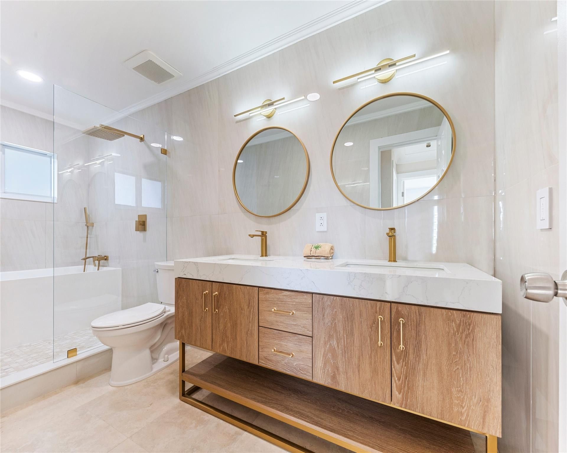6251 NE 20th Terrace, Fort Lauderdale, FL 33308 Photo