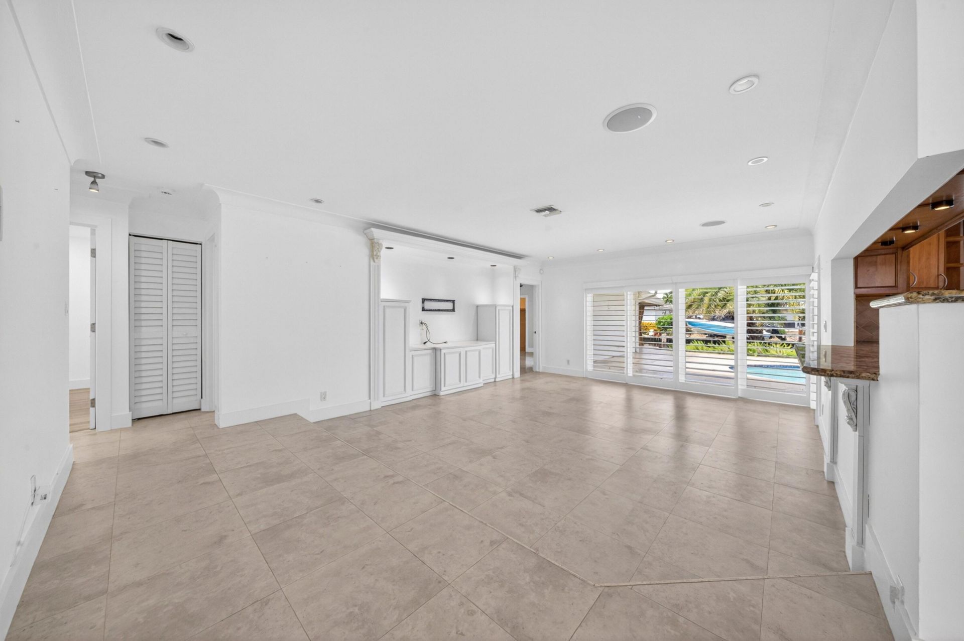6251 NE 20th Terrace, Fort Lauderdale, FL 33308 Photo