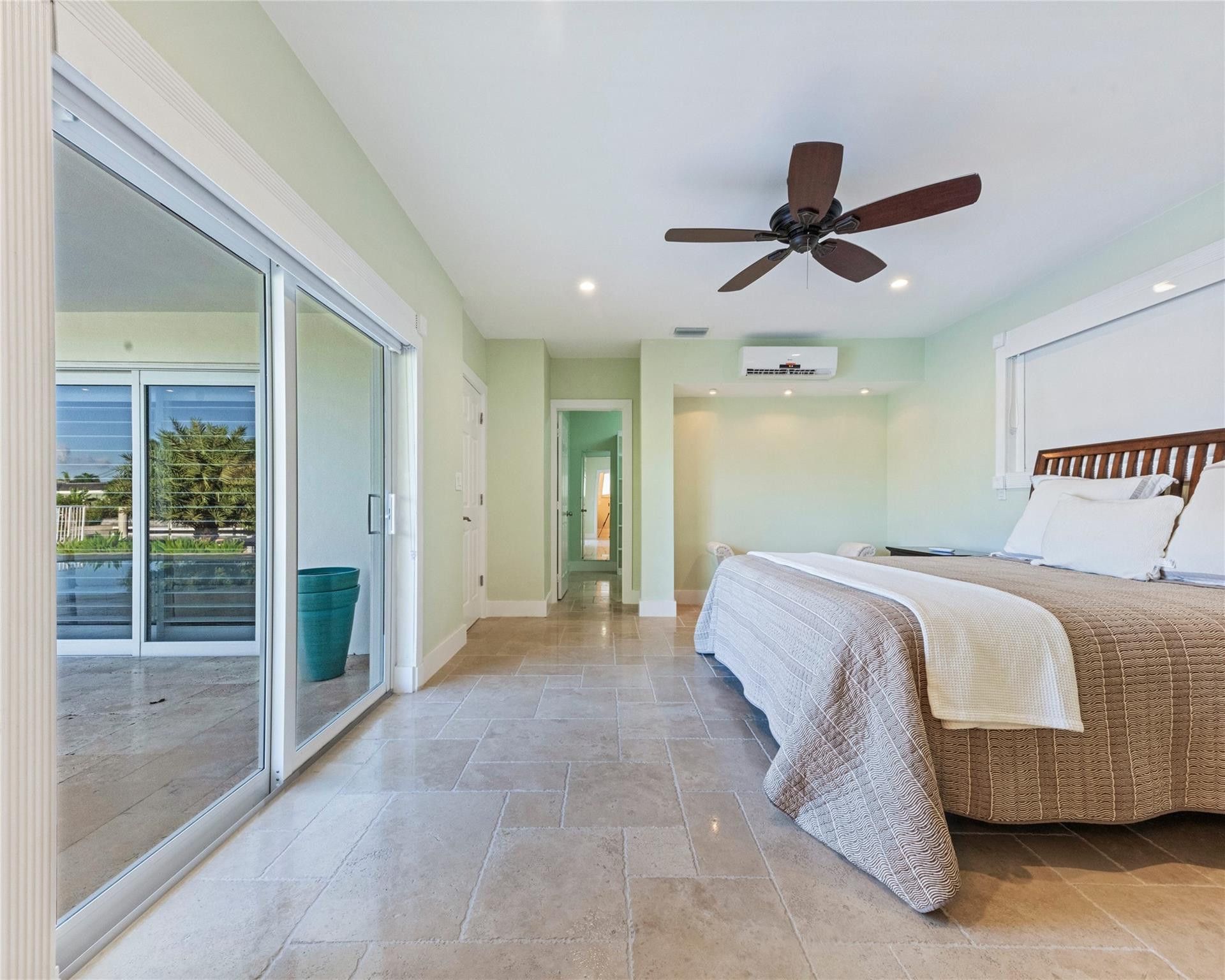 6251 NE 20th Terrace, Fort Lauderdale, FL 33308 Photo
