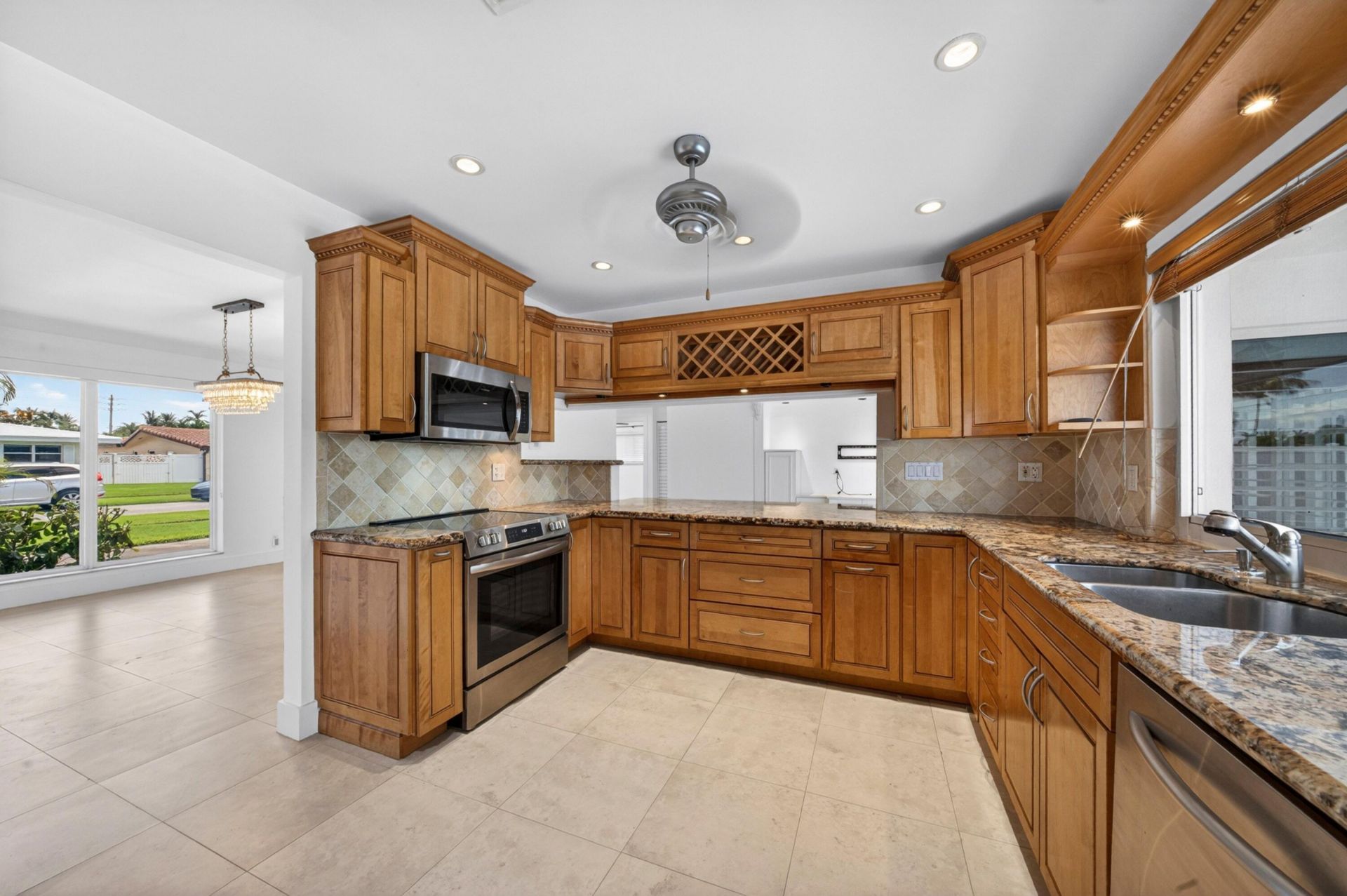 6251 NE 20th Terrace, Fort Lauderdale, FL 33308 Photo