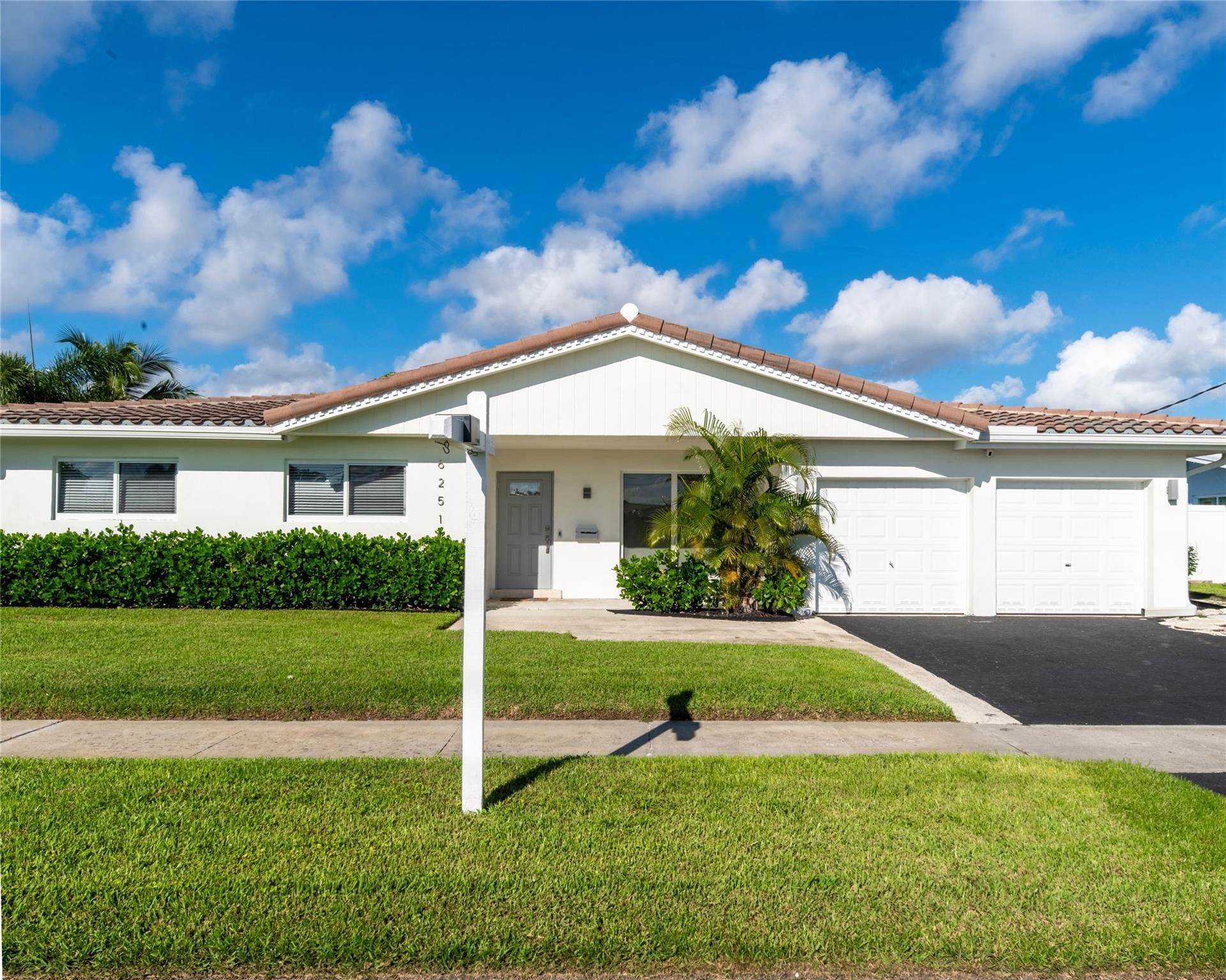 6251 NE 20th Terrace, Fort Lauderdale, FL 33308 Photo