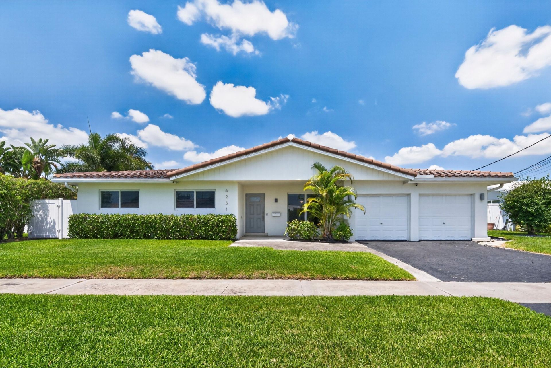 6251 NE 20th Terrace, Fort Lauderdale, FL 33308 Photo