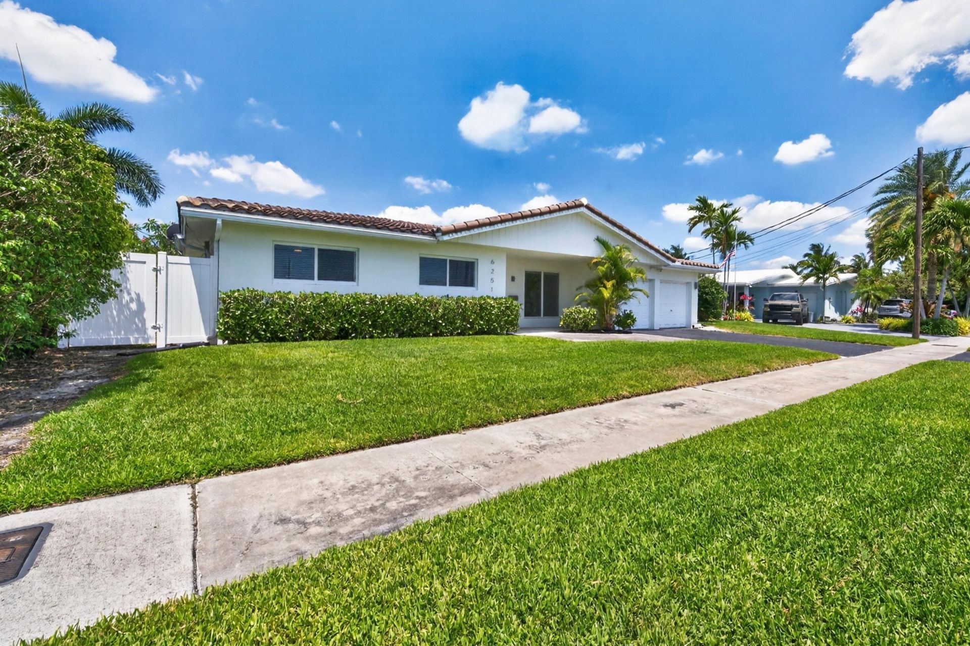 6251 NE 20th Terrace, Fort Lauderdale, FL 33308 Photo