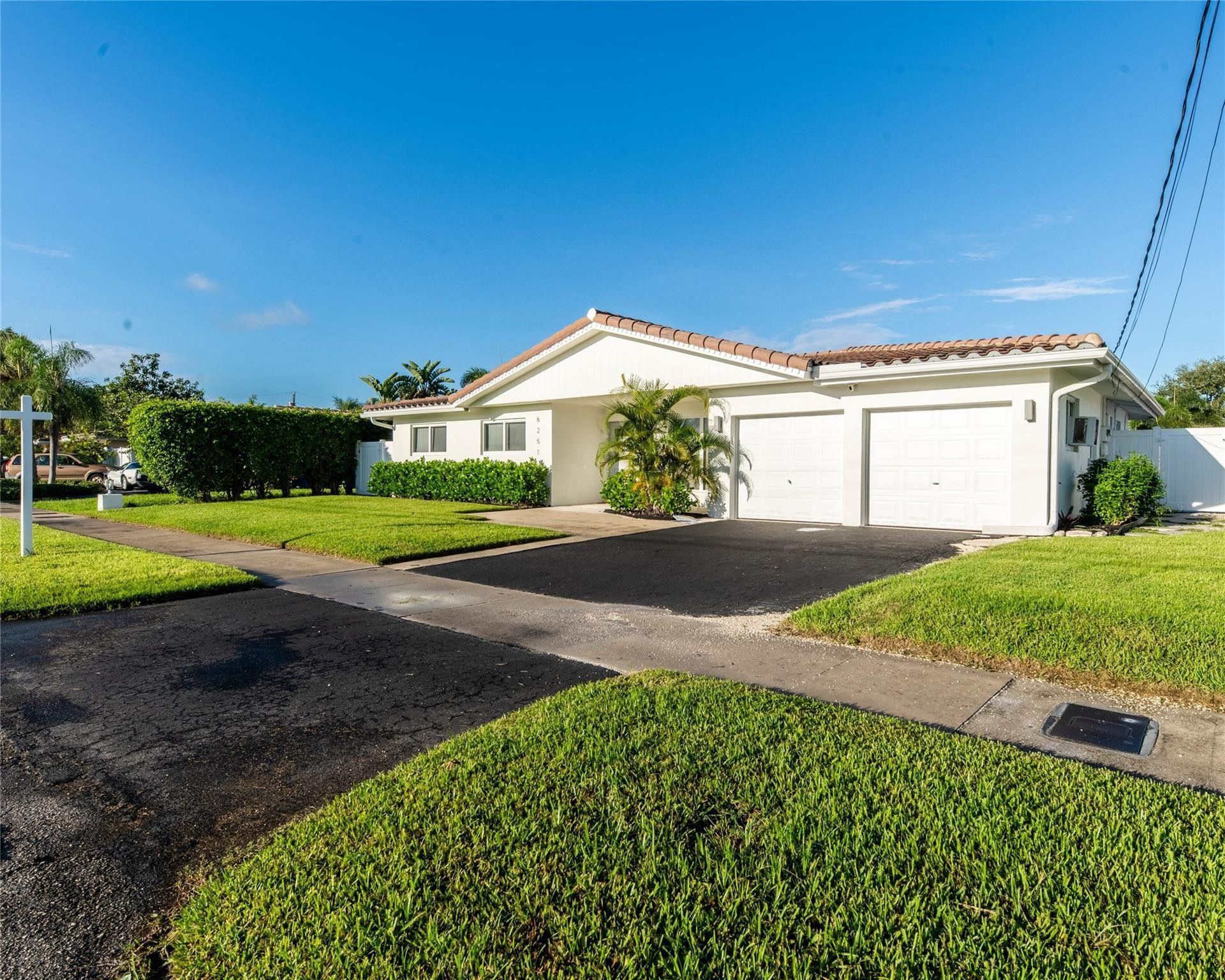 6251 NE 20th Terrace, Fort Lauderdale, FL 33308 Photo