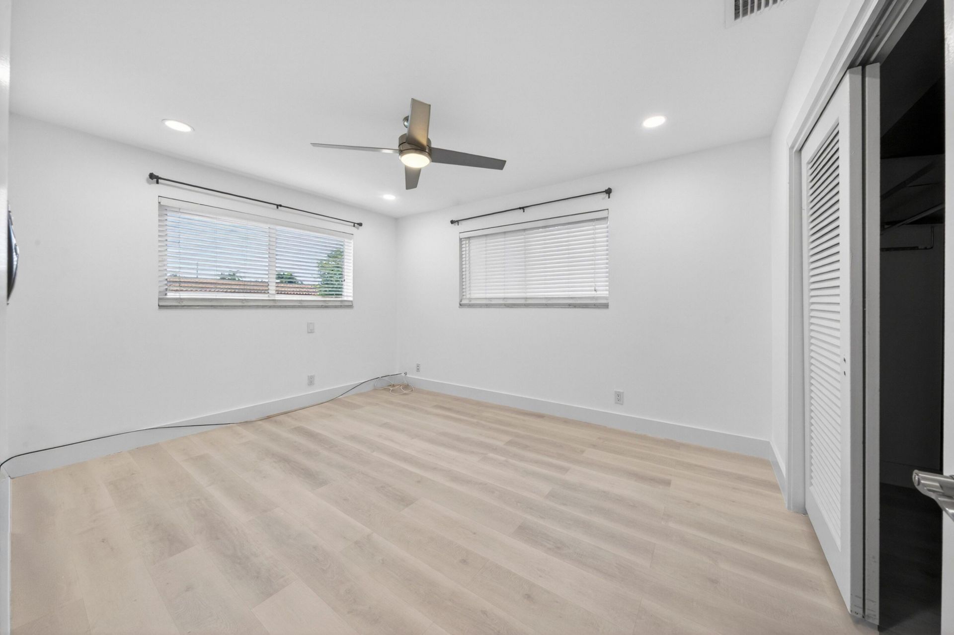 6251 NE 20th Terrace, Fort Lauderdale, FL 33308 Photo
