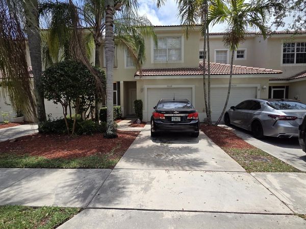 9664 Porta Leona Lane, Boynton Beach, FL 33472