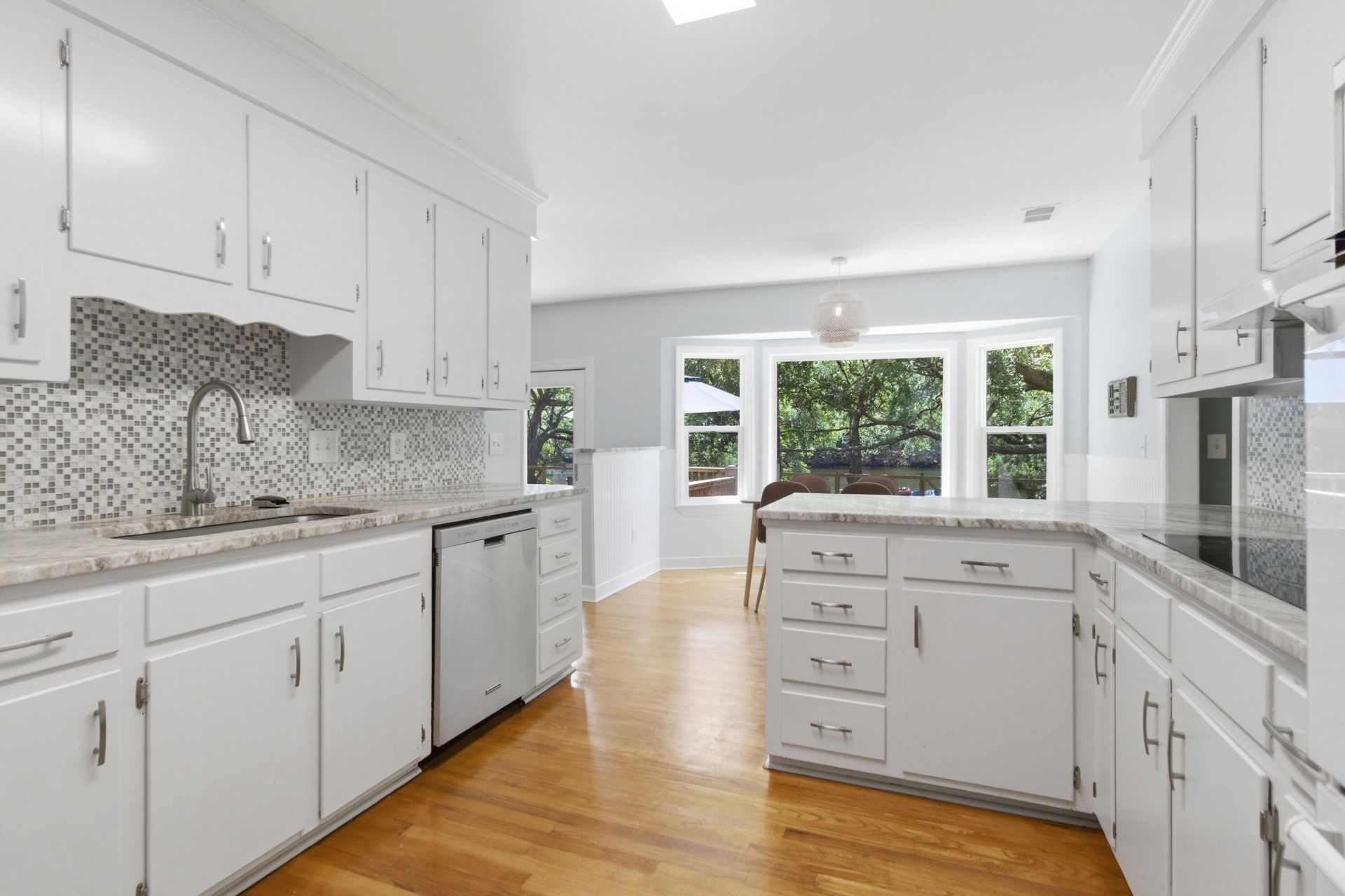 2252 Forest Lakes Boulevard Photo 13