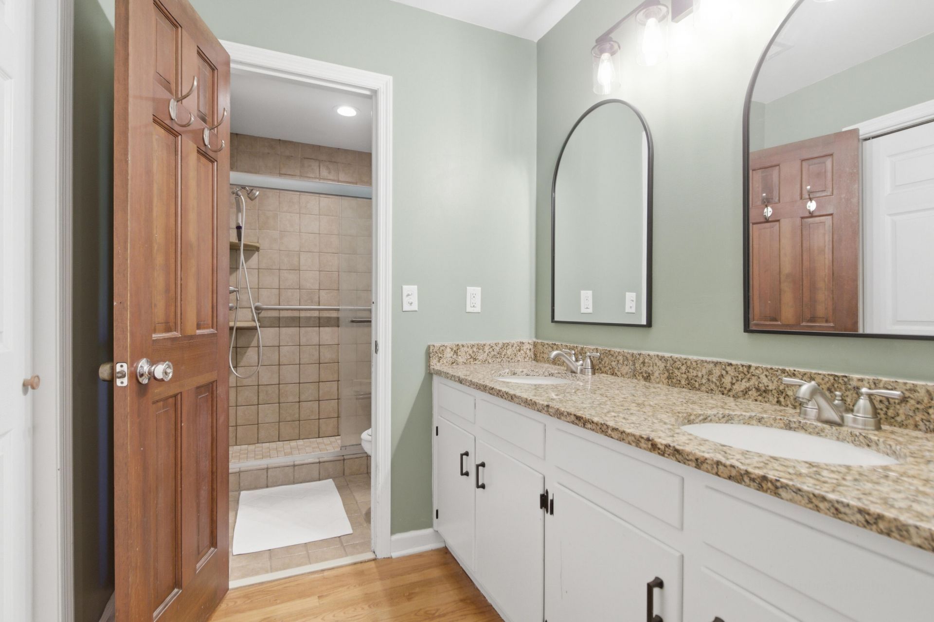 2252 Forest Lakes Boulevard Photo 26