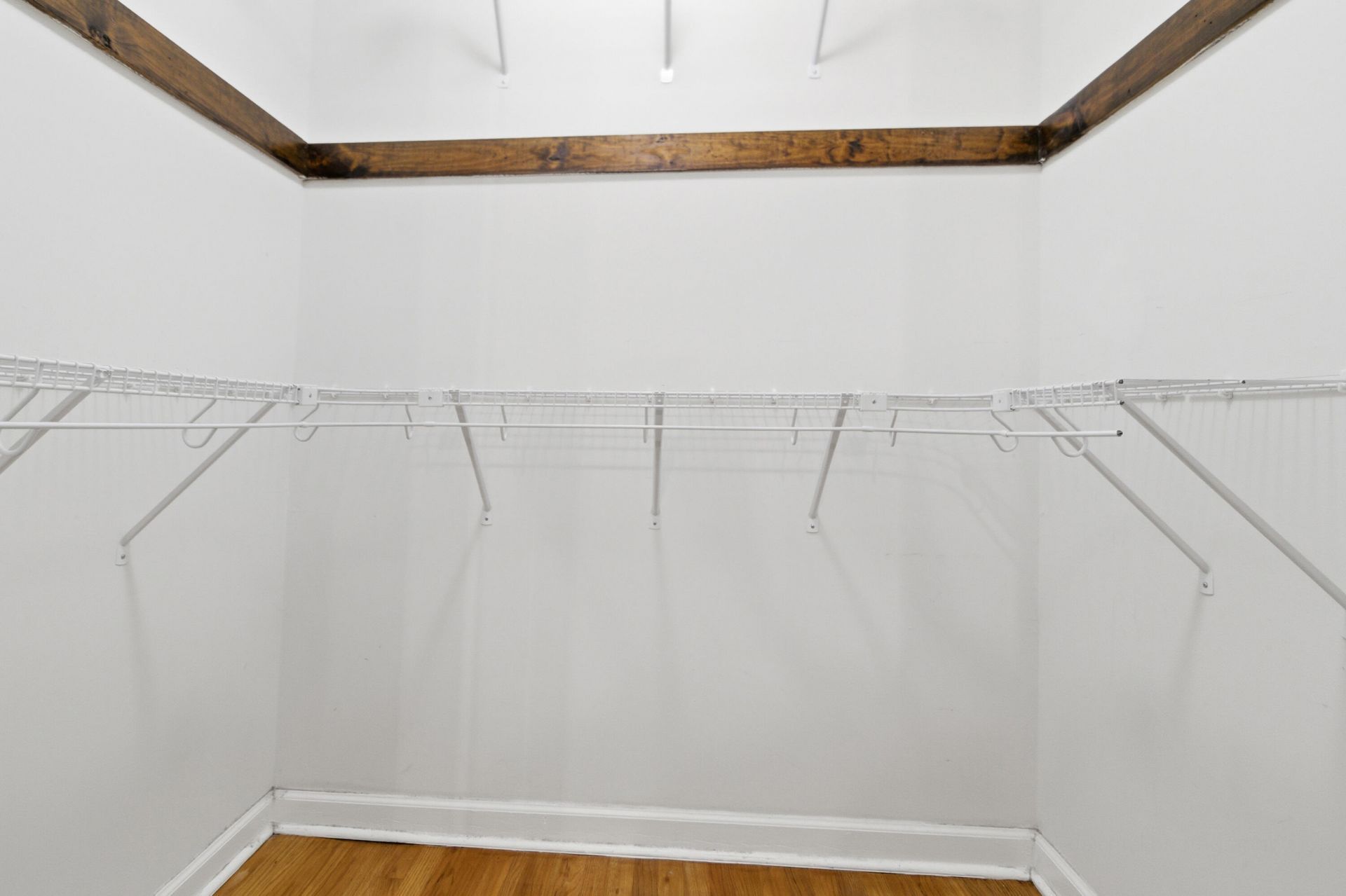 2252 Forest Lakes Boulevard Photo 28