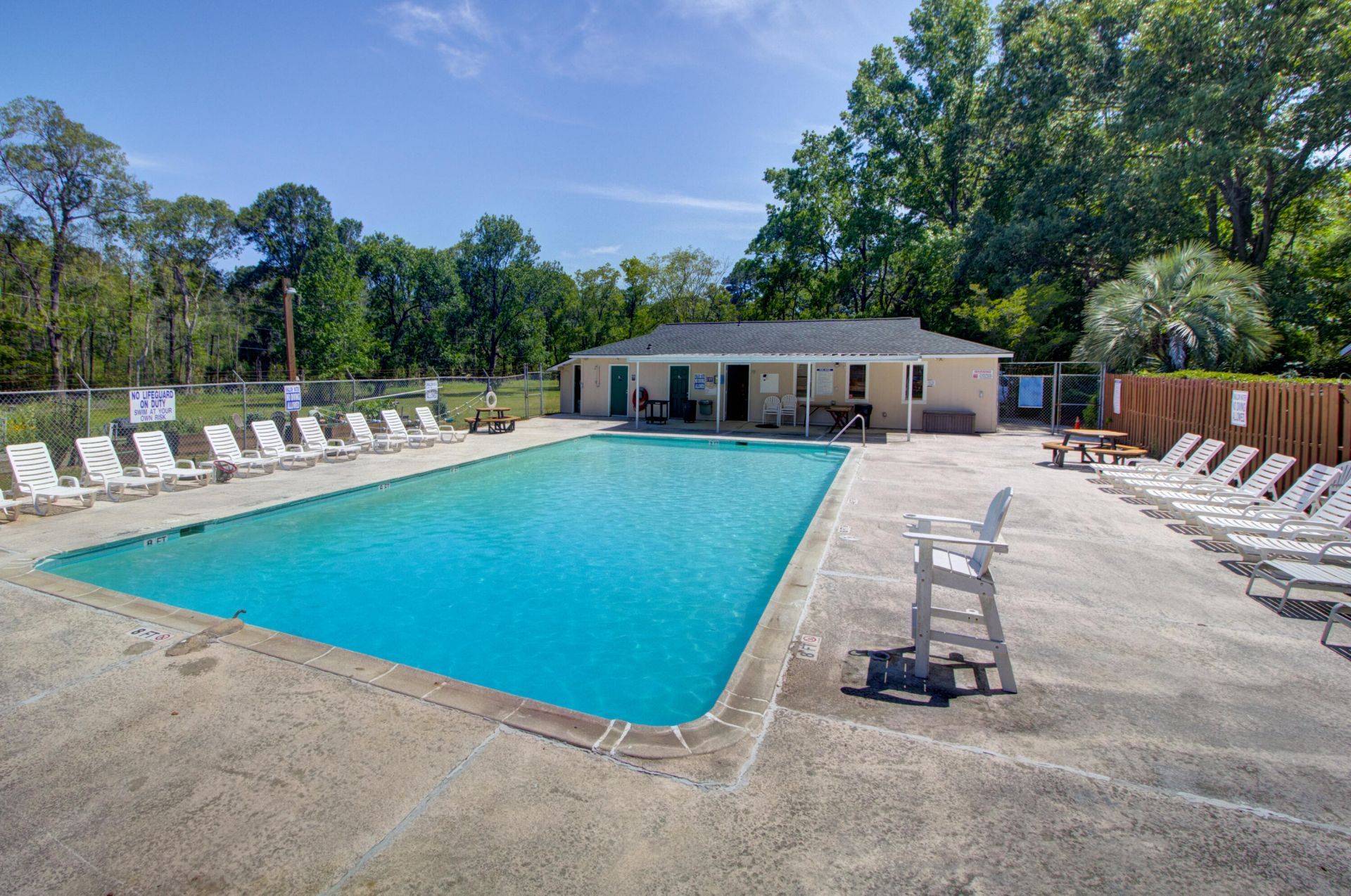 2252 Forest Lakes Boulevard Photo 33