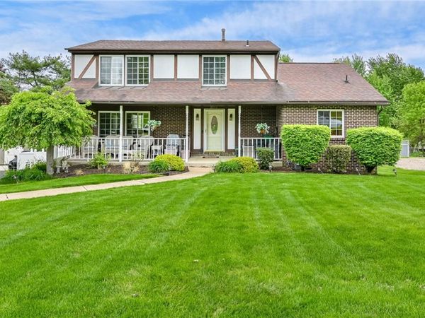 3511 Sunnyvale Dr , Allison Park, PA 15101