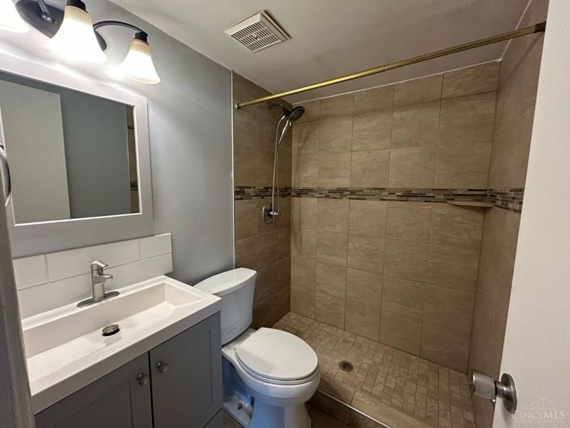 7752 Montgomery Road, Unit 66, Sycamore Township, OH 45236 Photo 13
