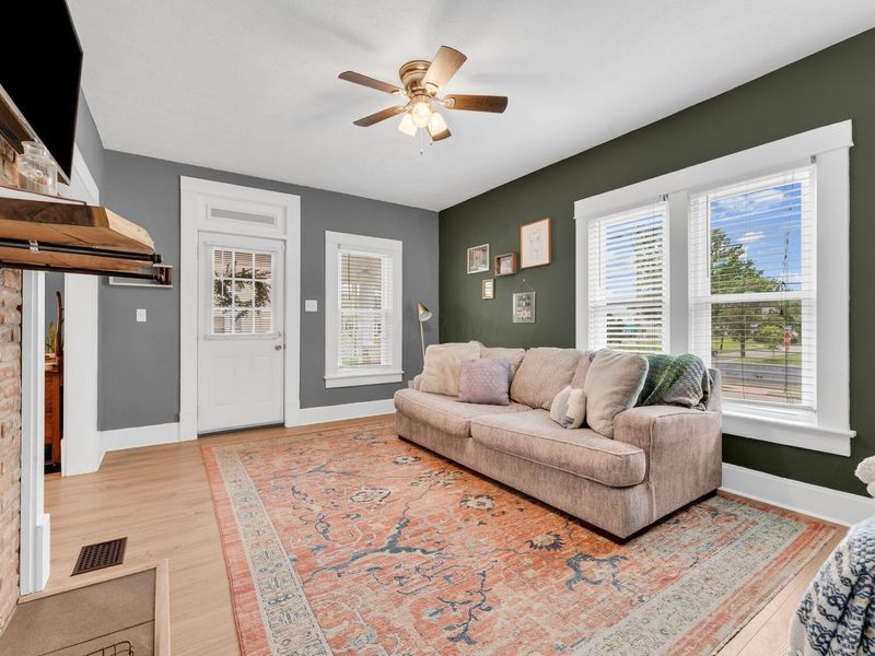238 E Woodrow Avenue, Columbus, OH 43207 Photo 6