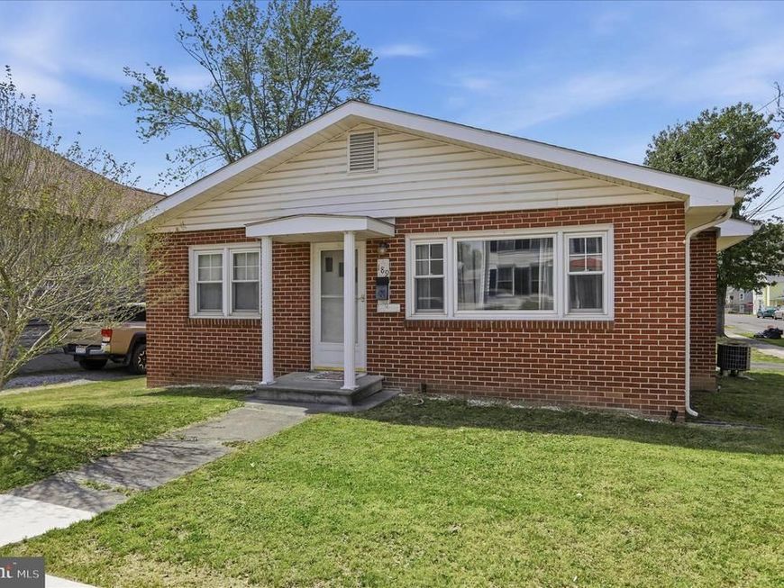 189 N High Street, Romney, WV 26757 Main Photo