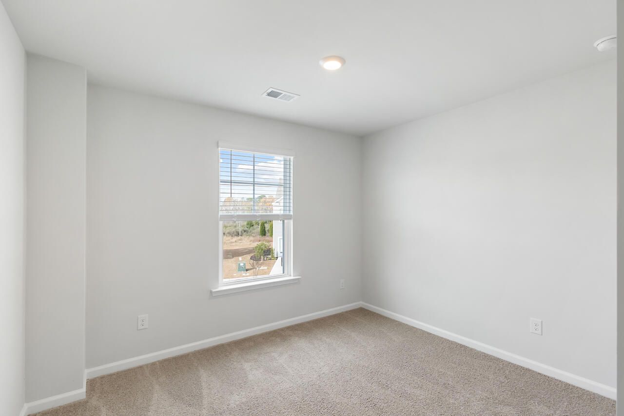 336 Bluebell Way Photo 26