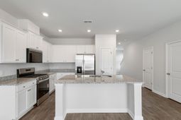 336 Bluebell Way photo 4