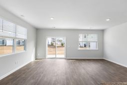 336 Bluebell Way photo 4
