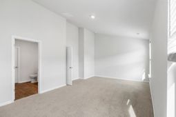 336 Bluebell Way photo 4