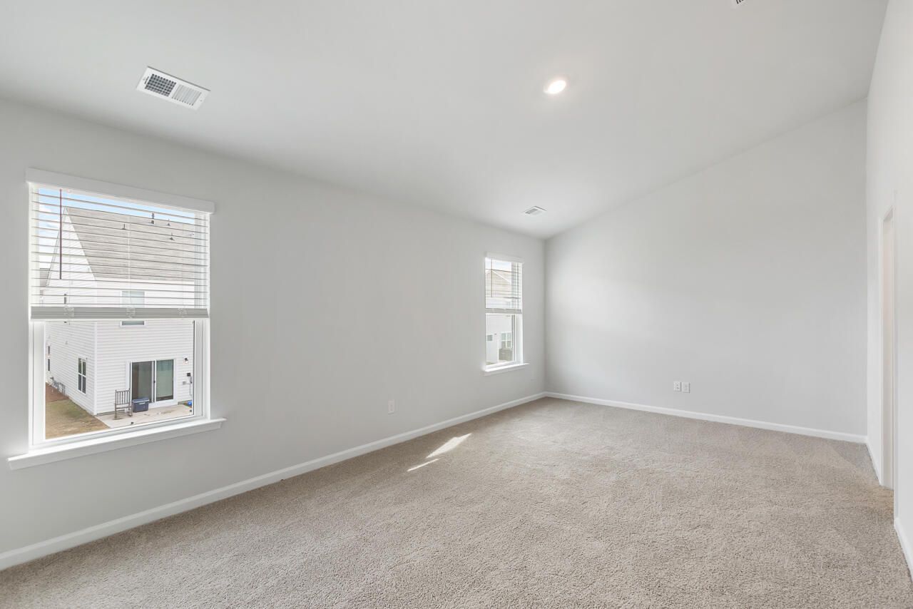 336 Bluebell Way Photo 6