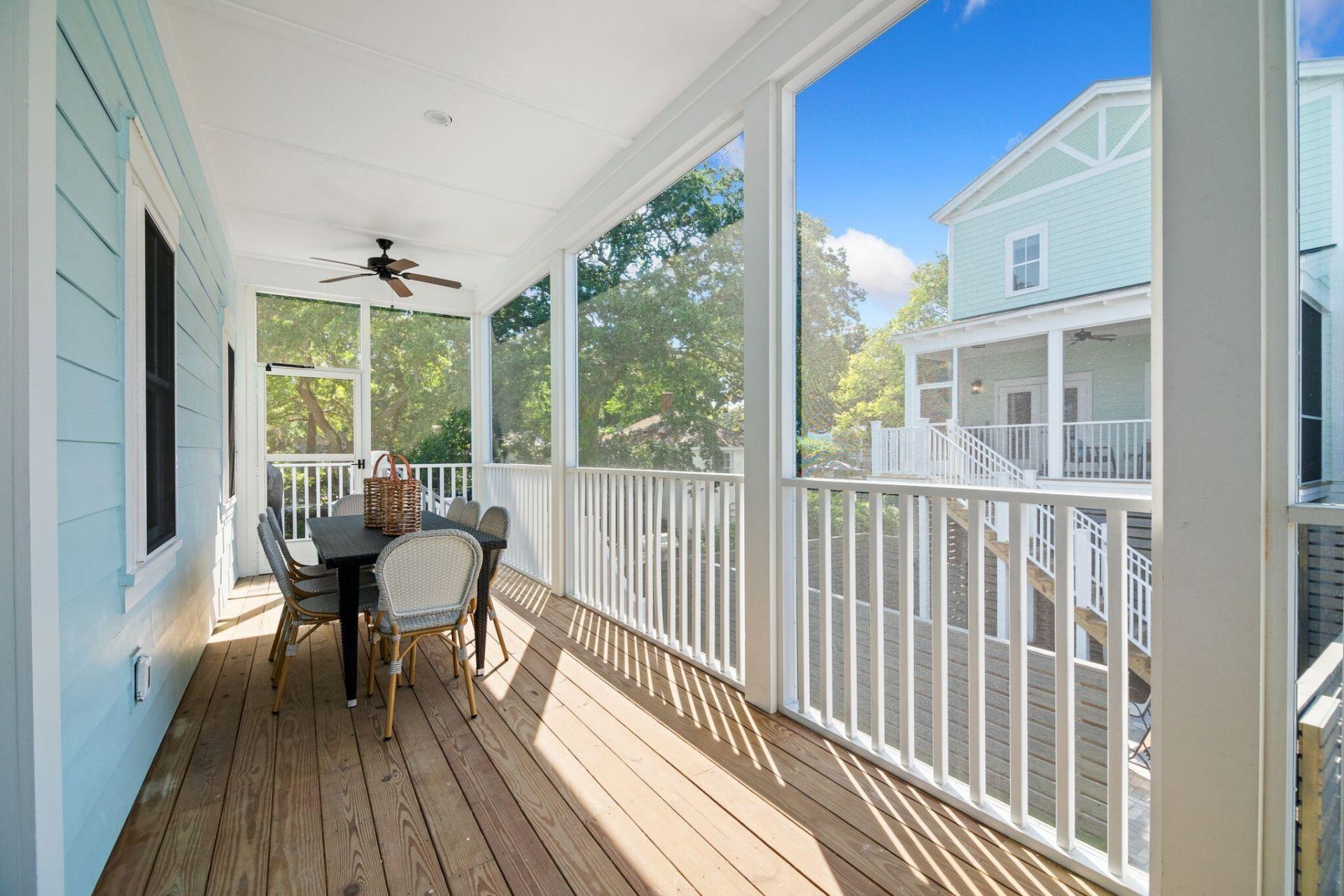 108 E Hudson Avenue Photo 14