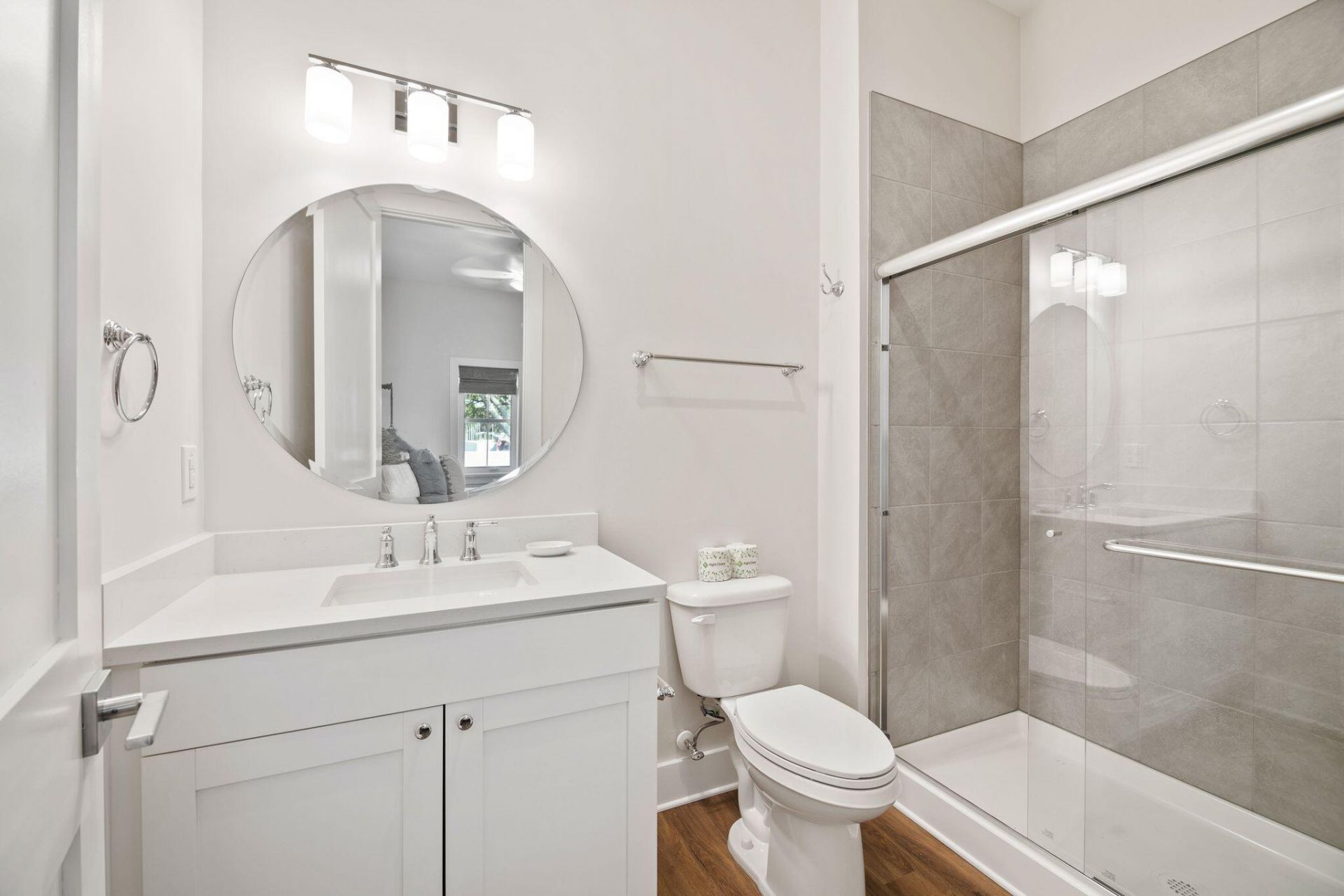 108 E Hudson Avenue Photo 40