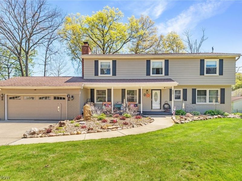 690 Deerwood Drive, Tallmadge, OH 44278 Photo 1