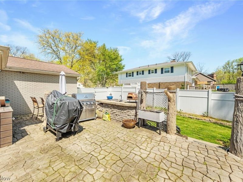690 Deerwood Drive, Tallmadge, OH 44278 Photo 30