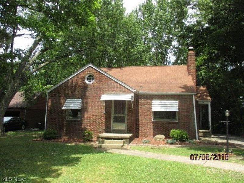 86 Ferncliff Avenue, Youngstown, OH 44512 Photo 1
