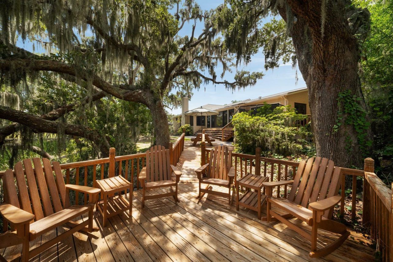 897 Kushiwah Creek Court Photo 4