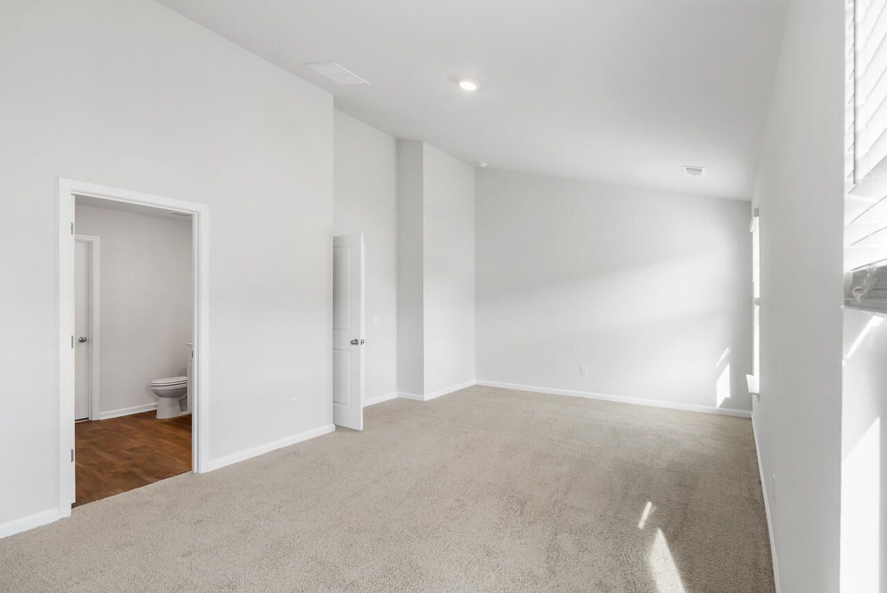 344 Bluebell Way Photo 5