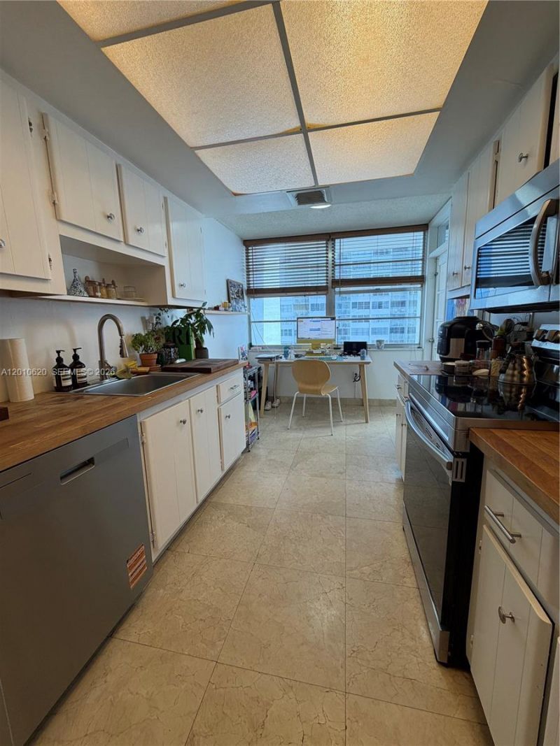 18061 Biscayne Blvd , Unit 601, Aventura, FL 33160 Photo