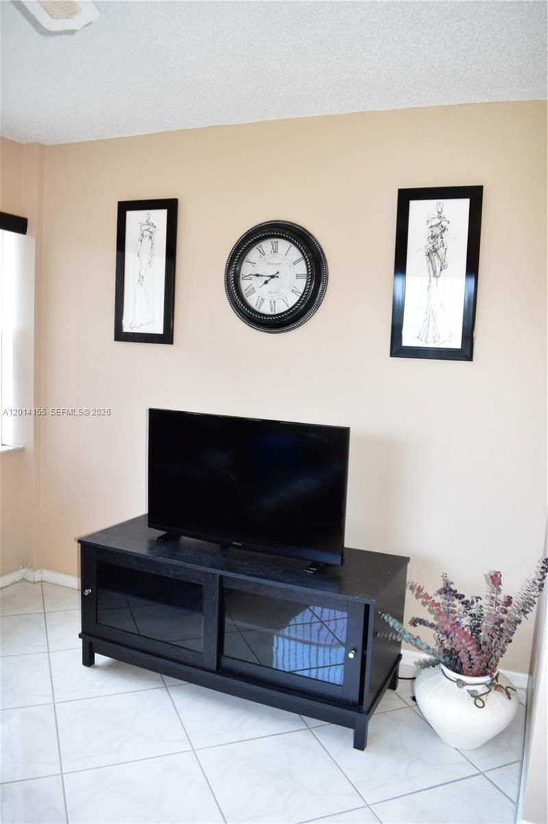 9541 Sunrise Lakes Blvd , Unit 204, Sunrise, FL 33322 Photo