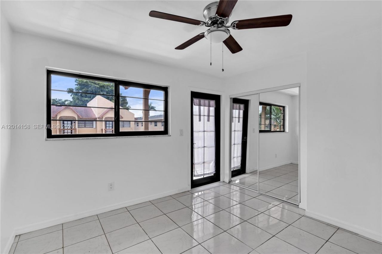 5375 W 23rd Ct, Unit 14-10, Hialeah, FL 33016 Photo