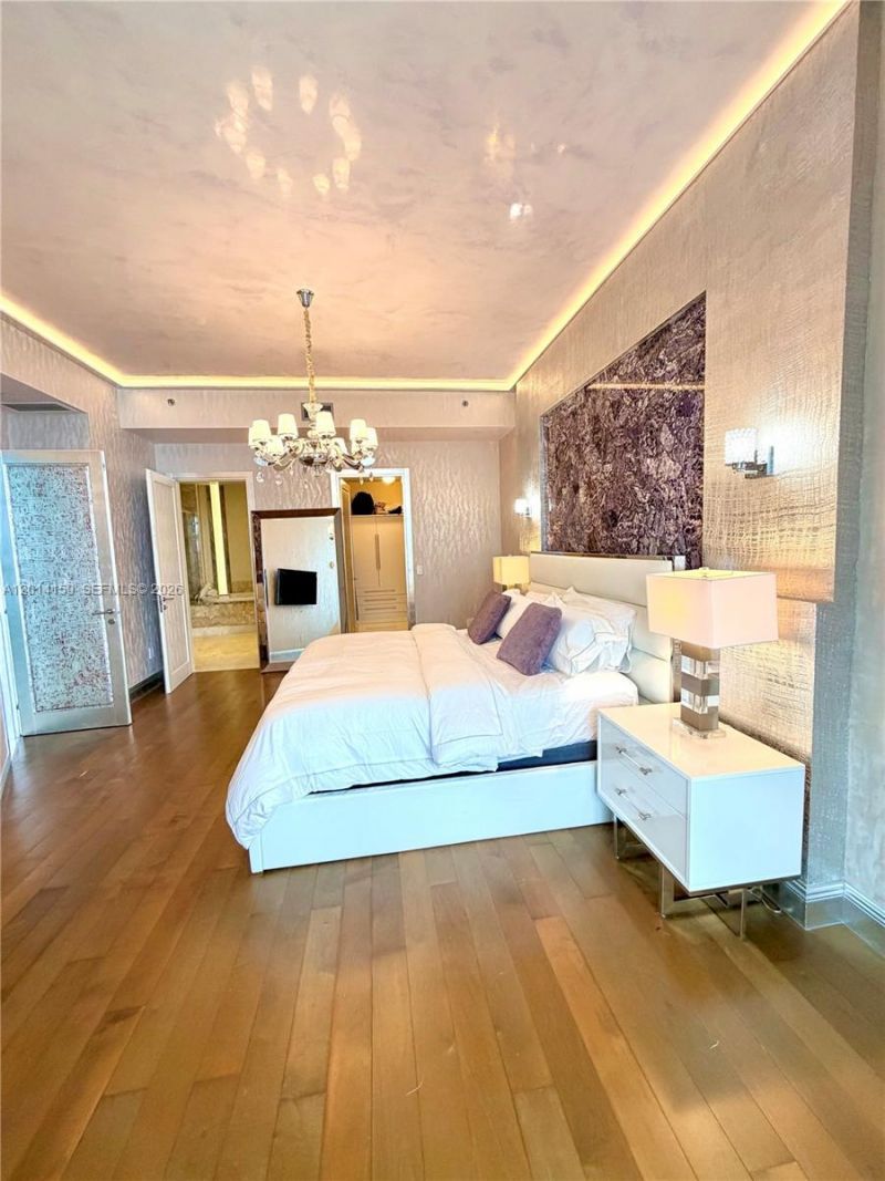 15901 Collins Ave , Unit 4107, Sunny Isles Beach, FL 33160 Photo