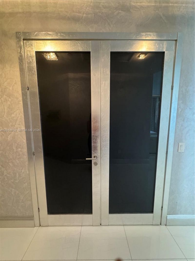 15901 Collins Ave , Unit 4107, Sunny Isles Beach, FL 33160 Photo