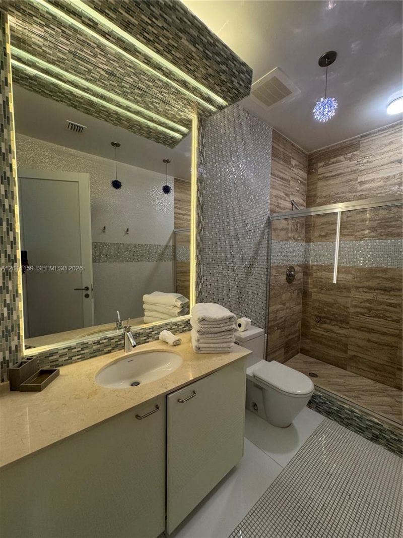 15901 Collins Ave , Unit 4107, Sunny Isles Beach, FL 33160 Photo